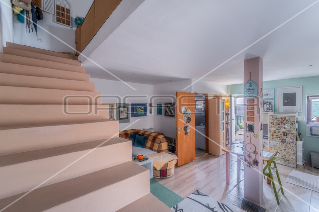 Image 6163102 - 3