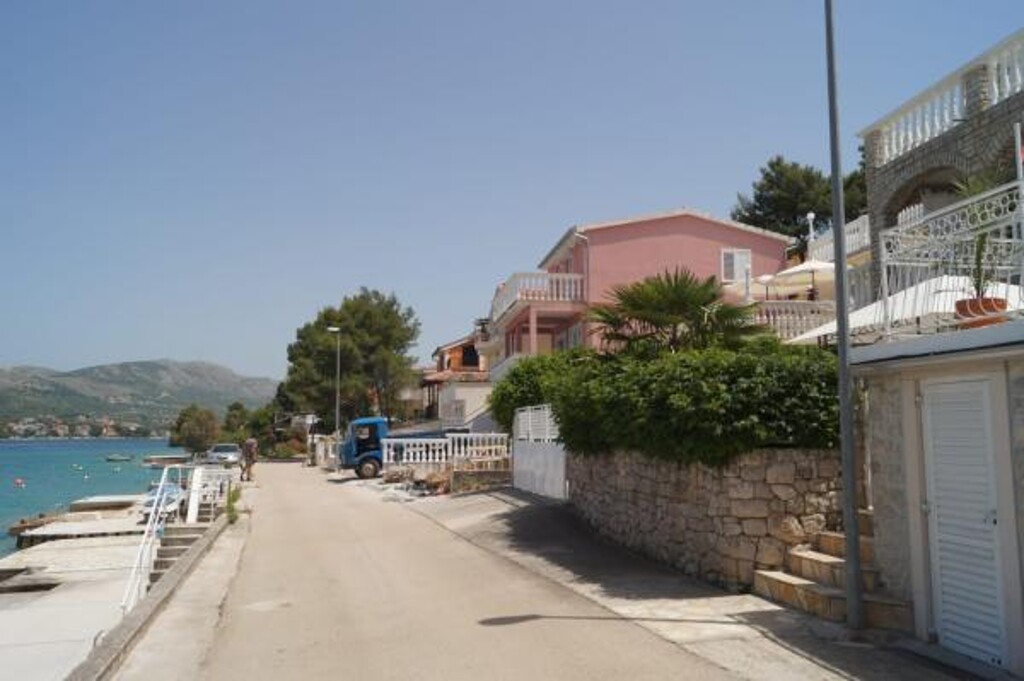 Image 3814938 - 28