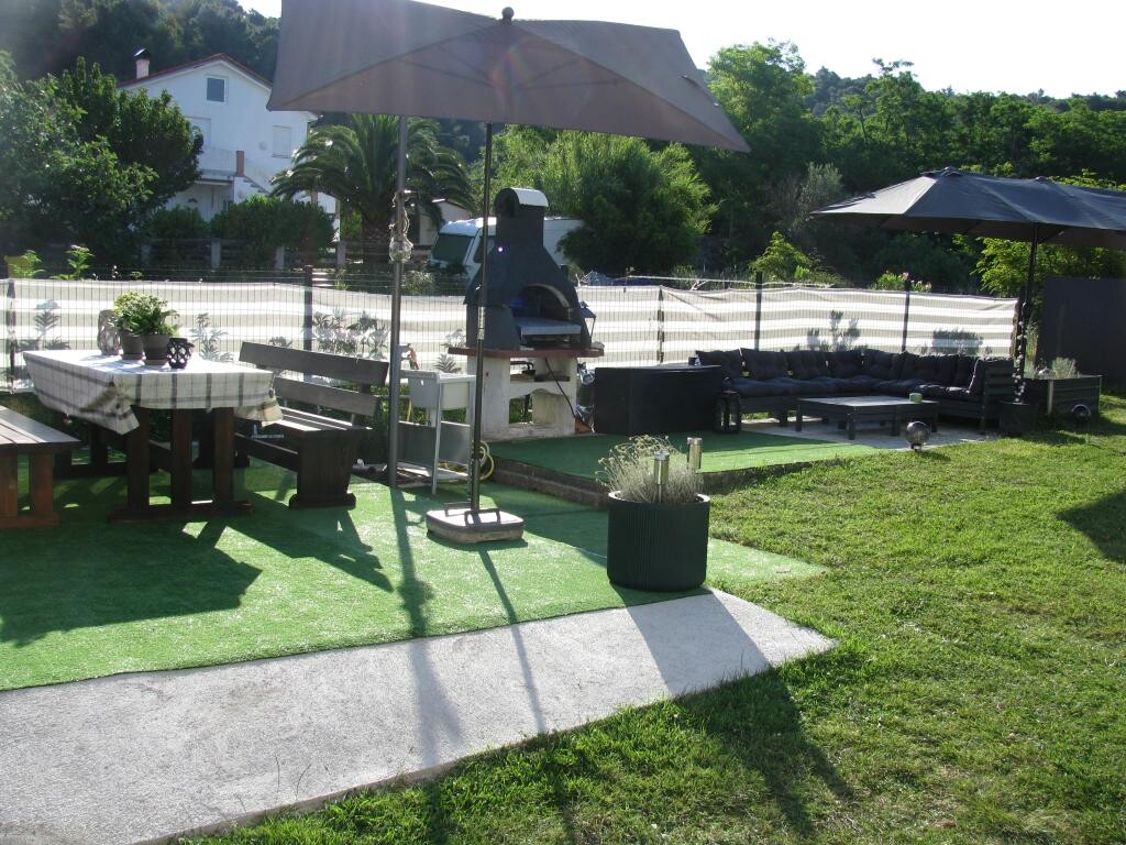 Image 3811712 - 4