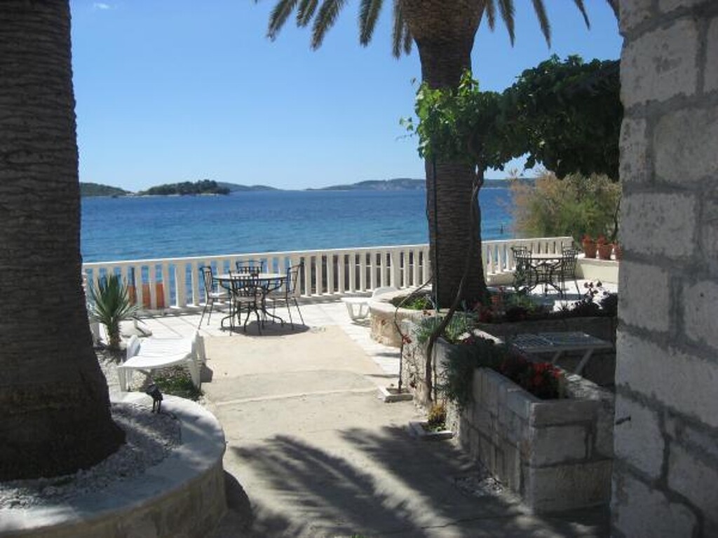 Image 3838505 - 34