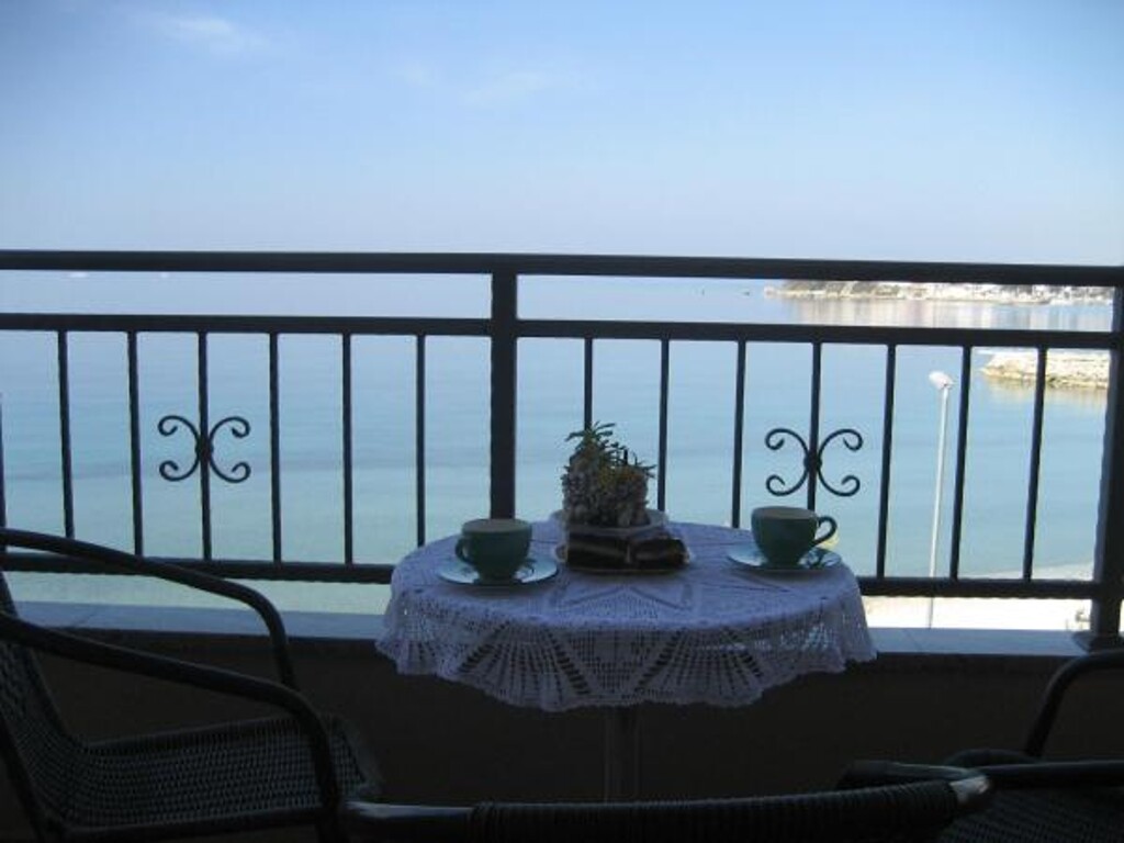 Image 3812899 - 7