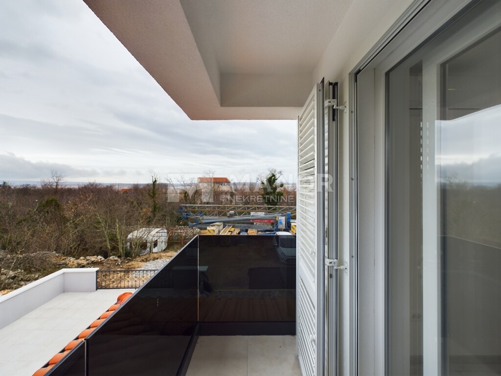 Image 6223480 - 15
