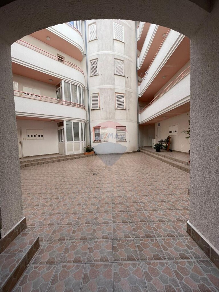 Image 5426710 - 8