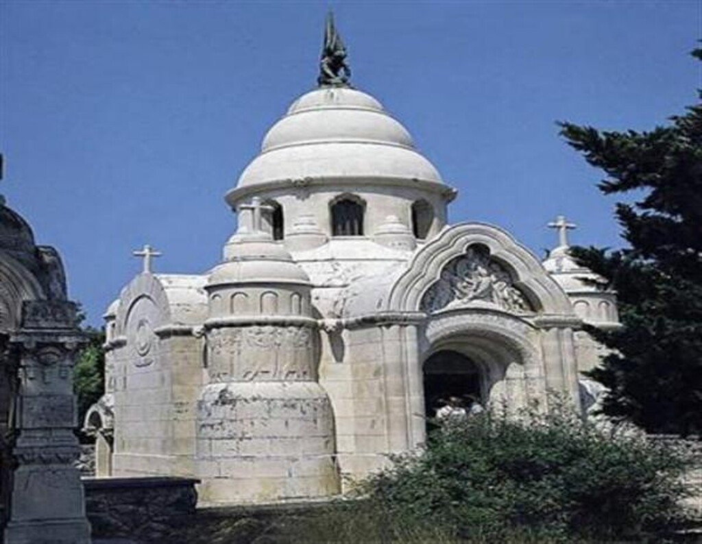 Image 4