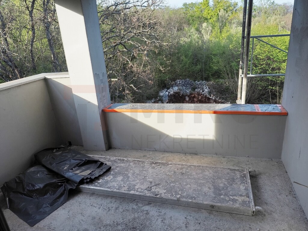 Image 6339387 - 8