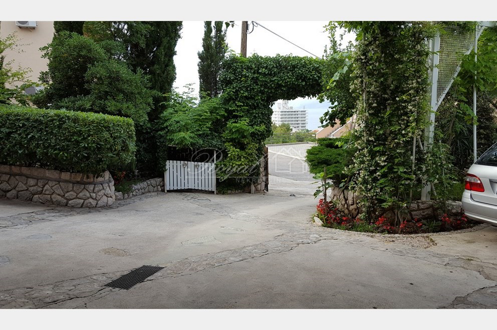 Image 18