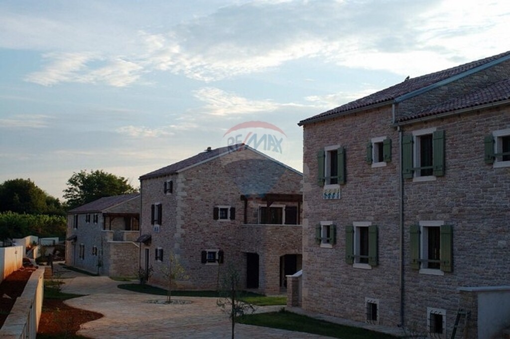 Image 5411047 - 4
