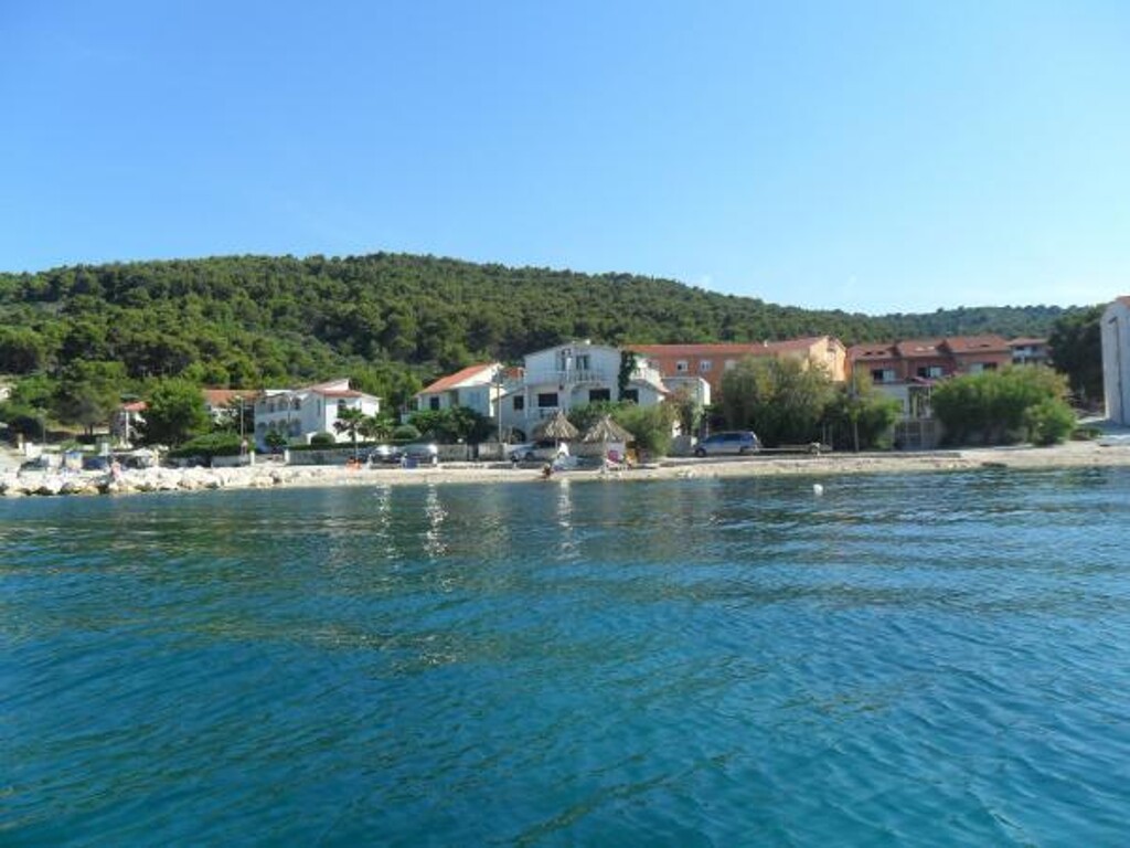 Image 3811613 - 1