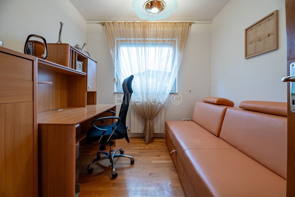 Image 6199346 - 6