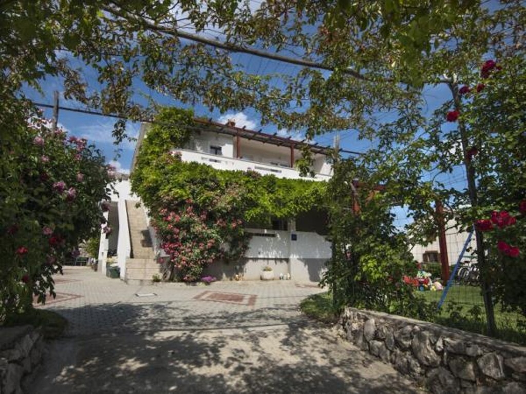 Image 3813922 - 2