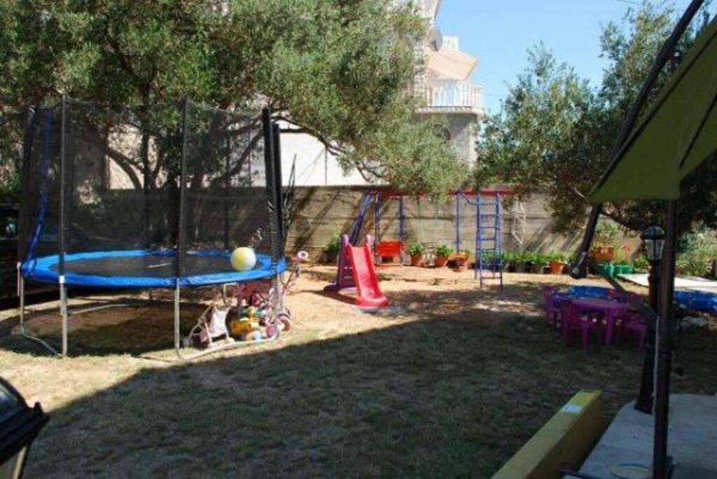 Image 3811616 - 3
