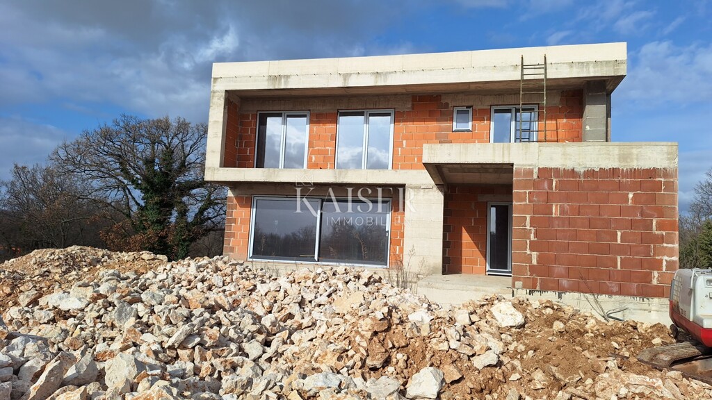 Image 6218189 - 3