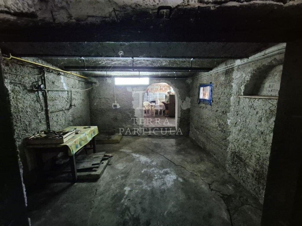 Image 25