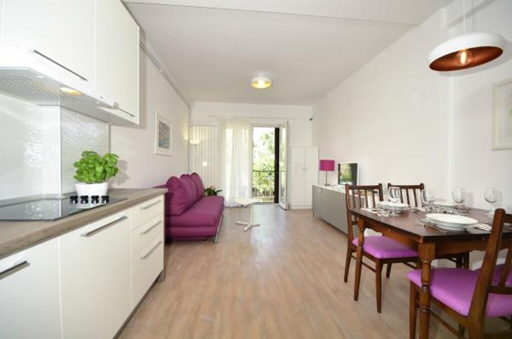 Image 3814593 - 1