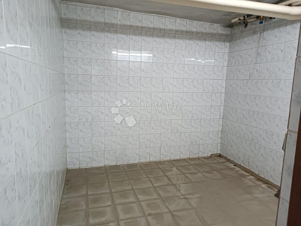 Image 5800072 - 3