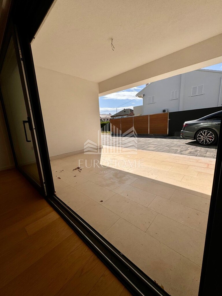 Image 9