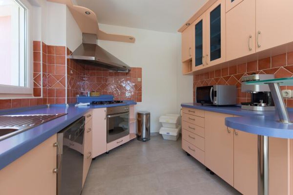 Image 3814152 - 7