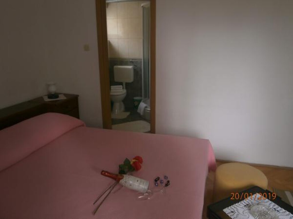 Image 3815211 - 8
