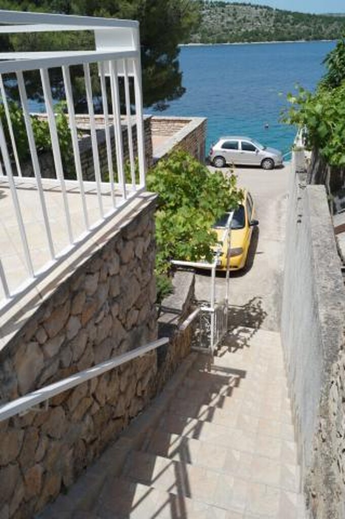 Image 3814938 - 5