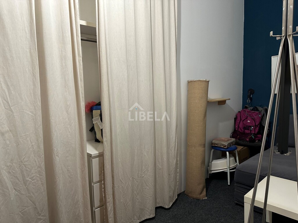 Image 12