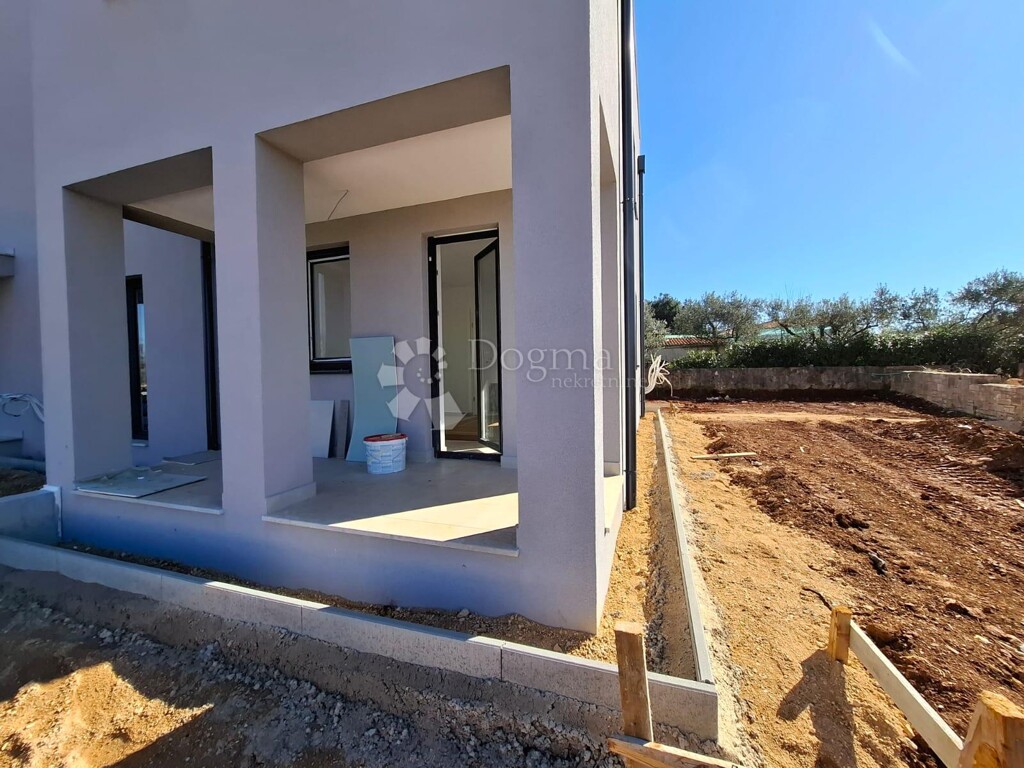 Image 9