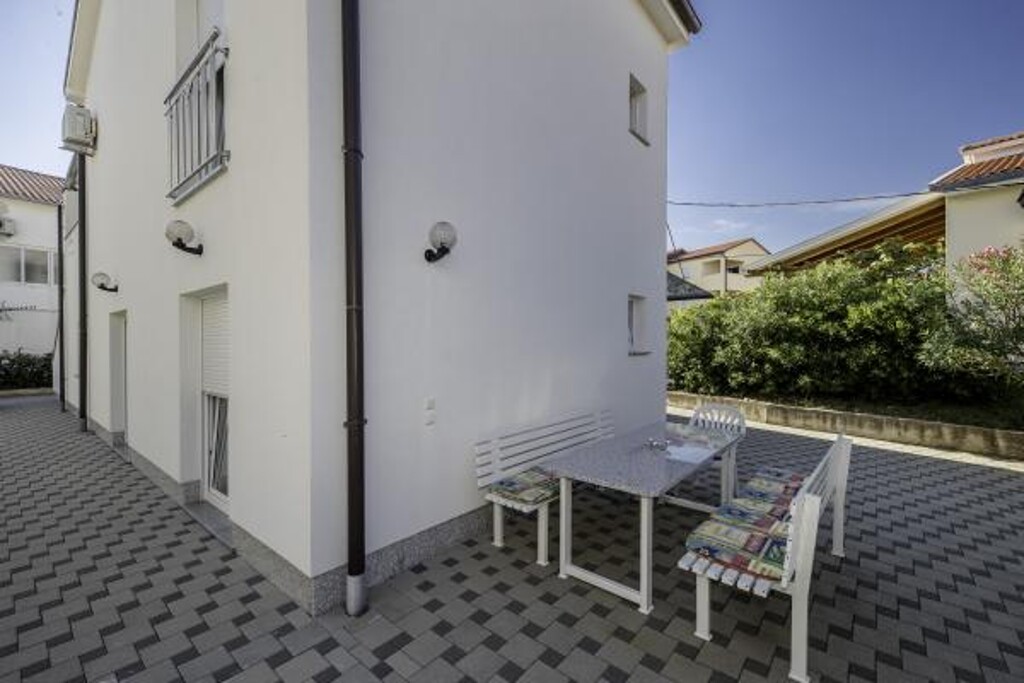 Image 3815070 - 5