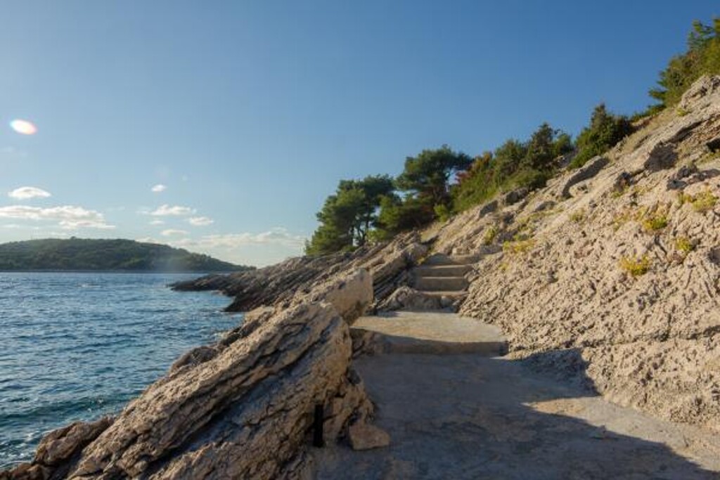 Image 3812083 - 8