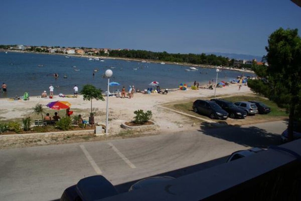 Image 3838658 - 4