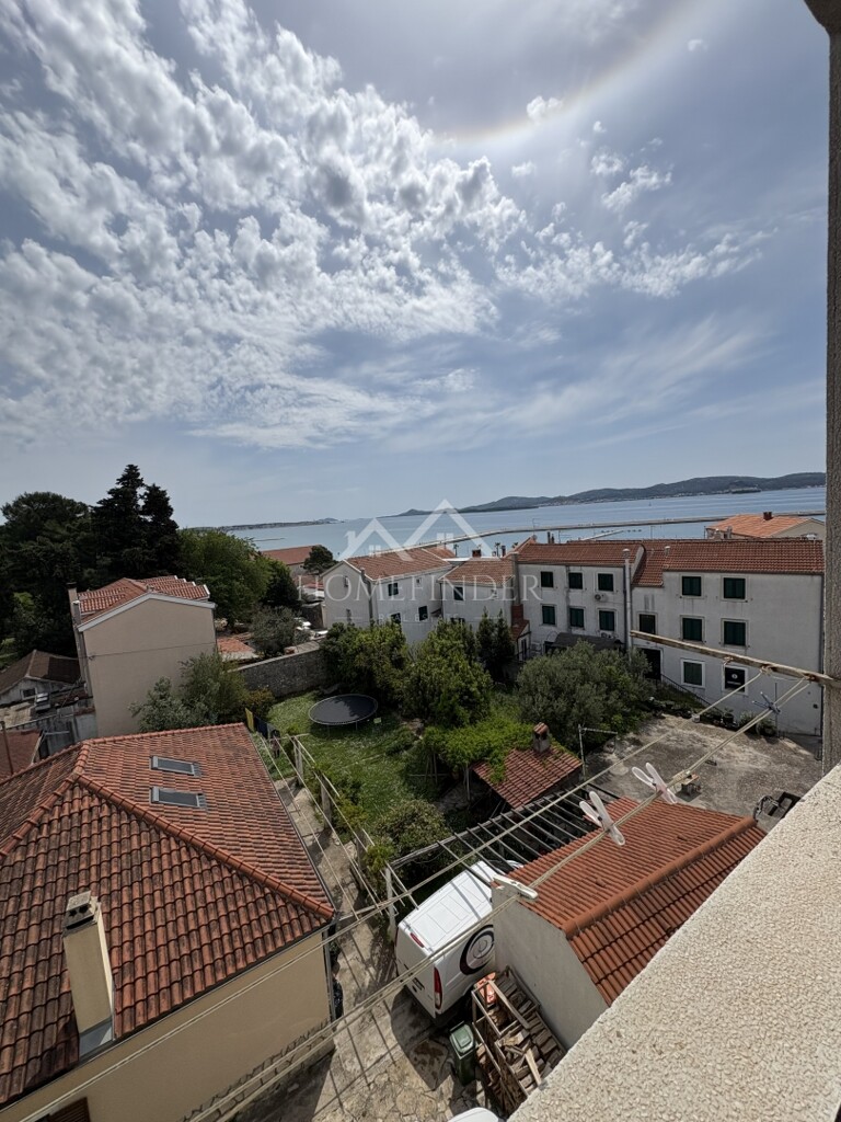 Image 9