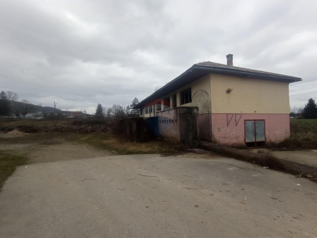 Image 8