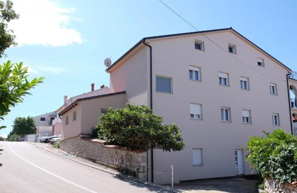 Image 3814895 - 4