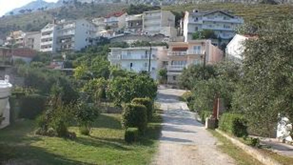 Image 3813886 - 6