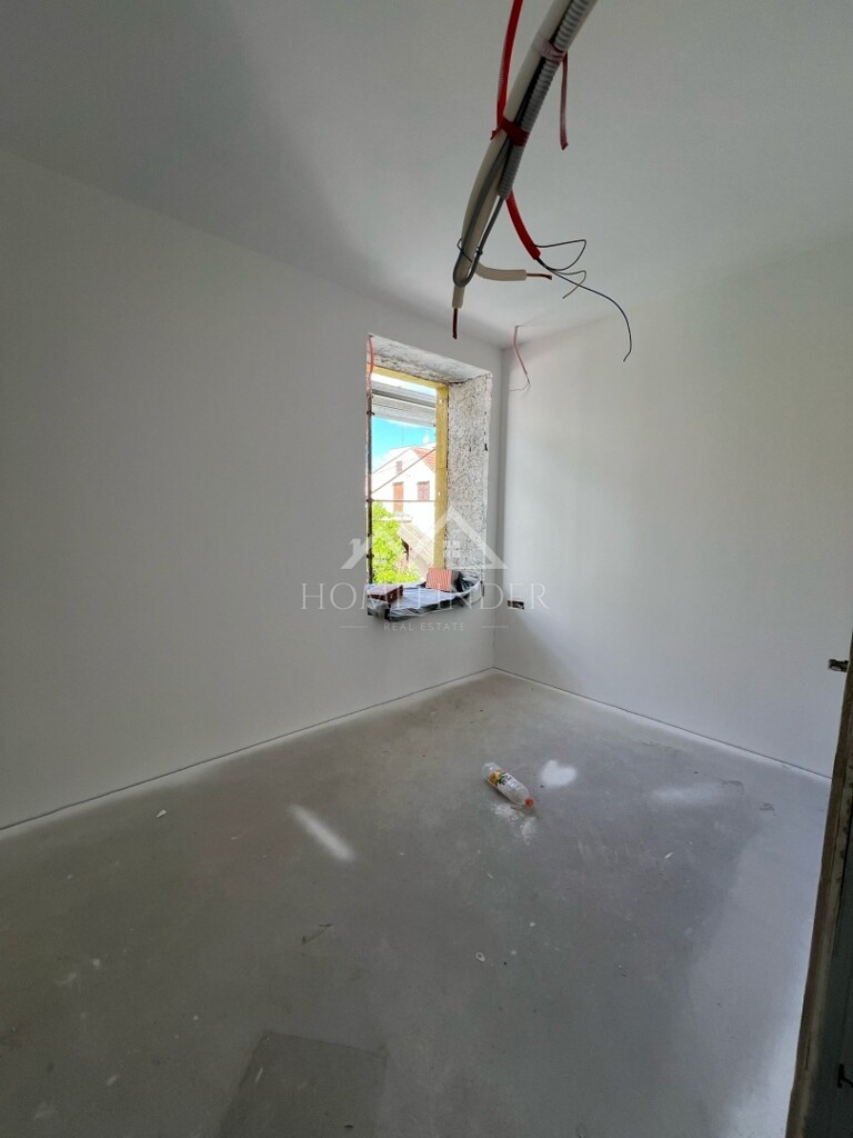 Image 6338548 - 6