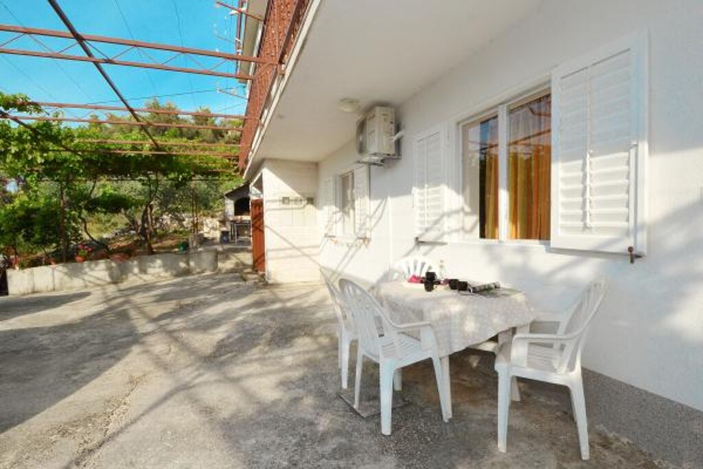Image 3812745 - 2