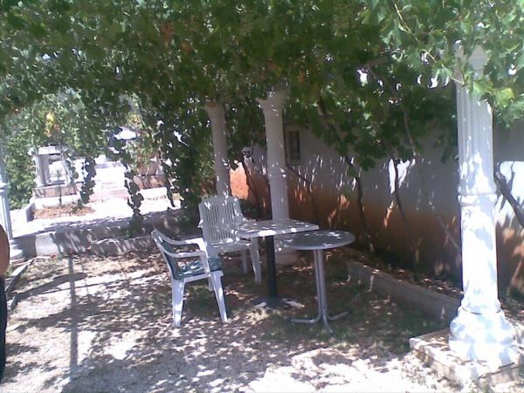 Image 3813823 - 7