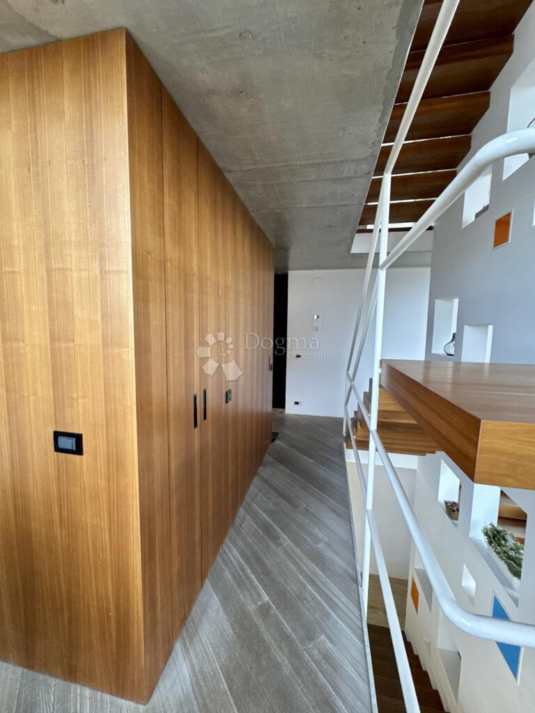 Image 15