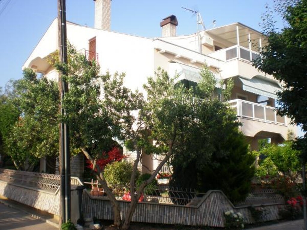 Image 3810576 - 6