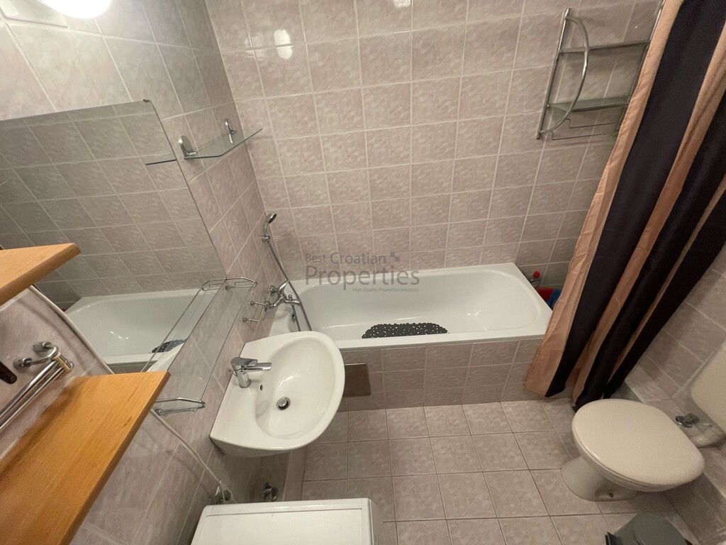 Image 12