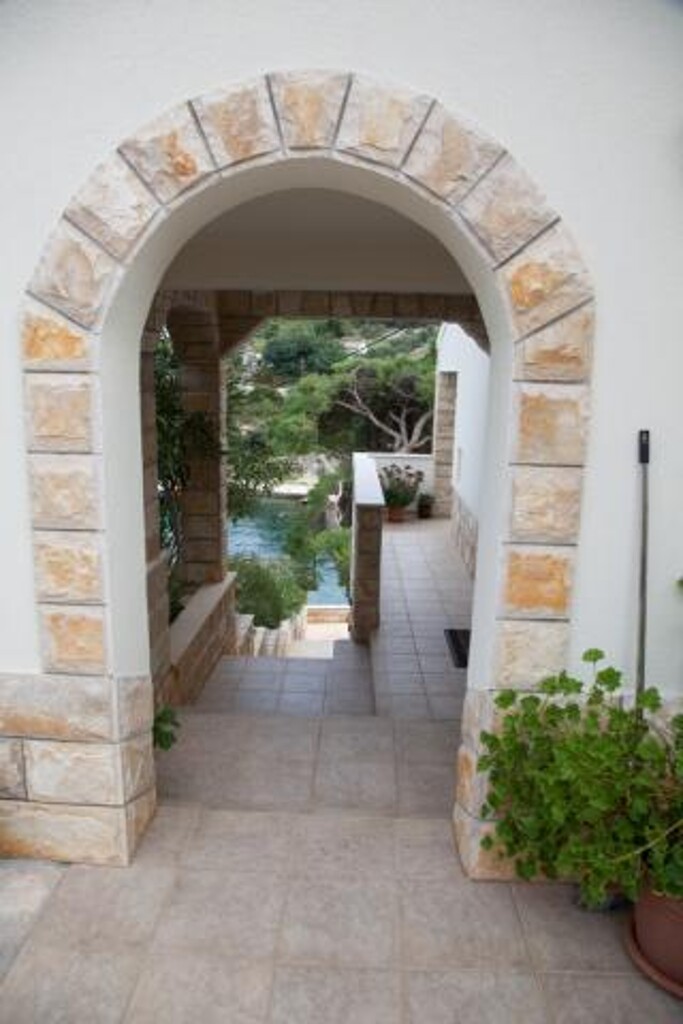 Image 3811119 - 7