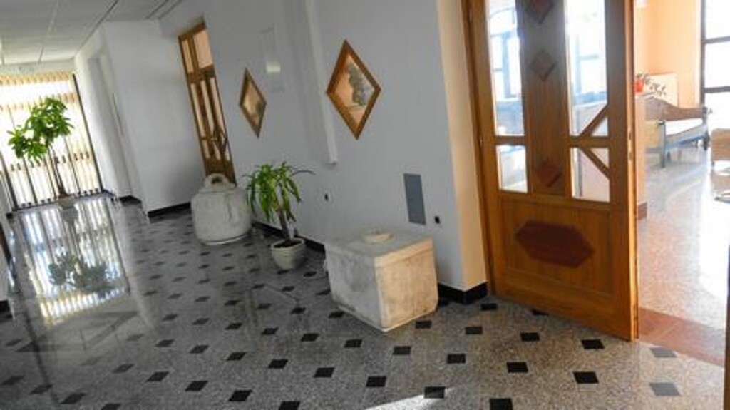 Image 3810663 - 8
