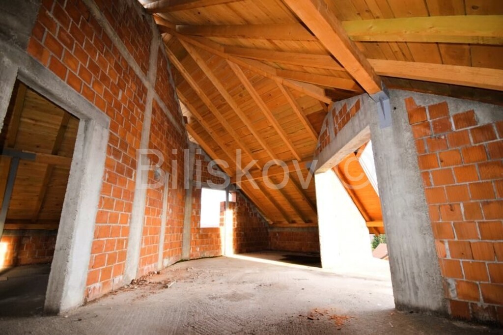 Image 6206956 - 10