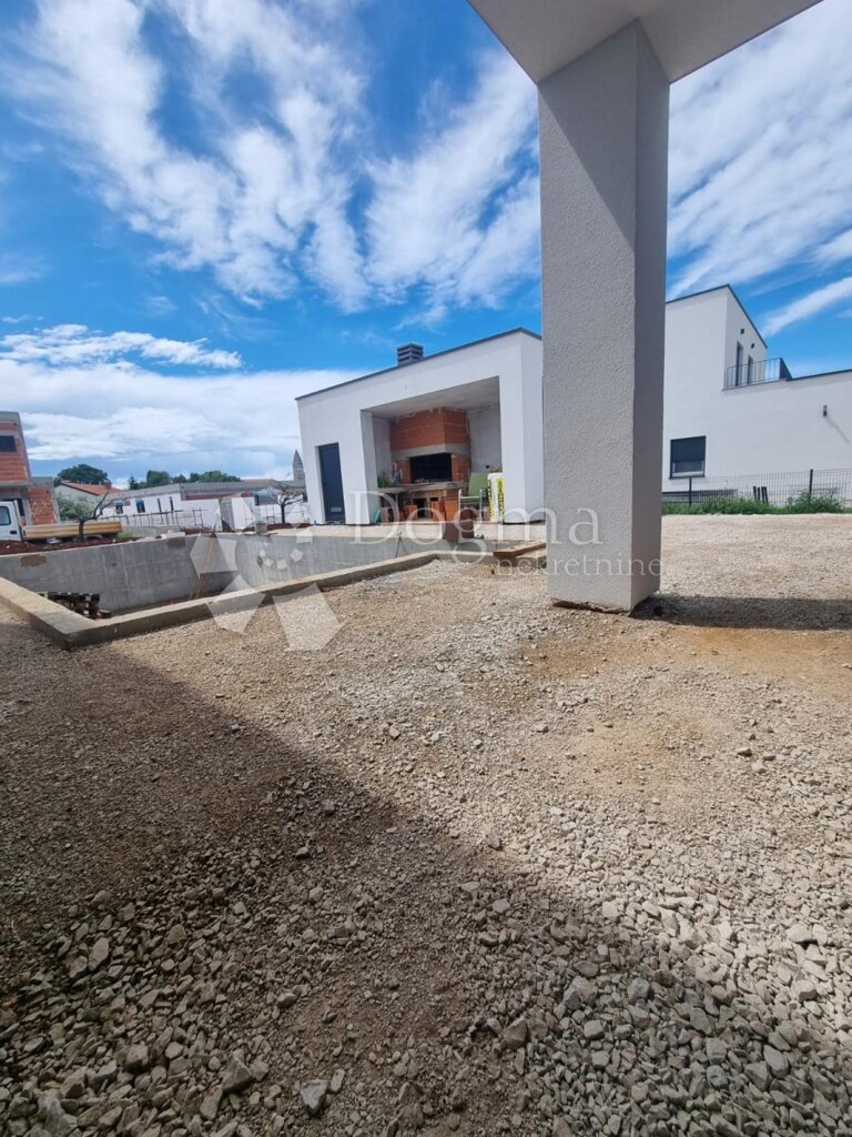 Image 15