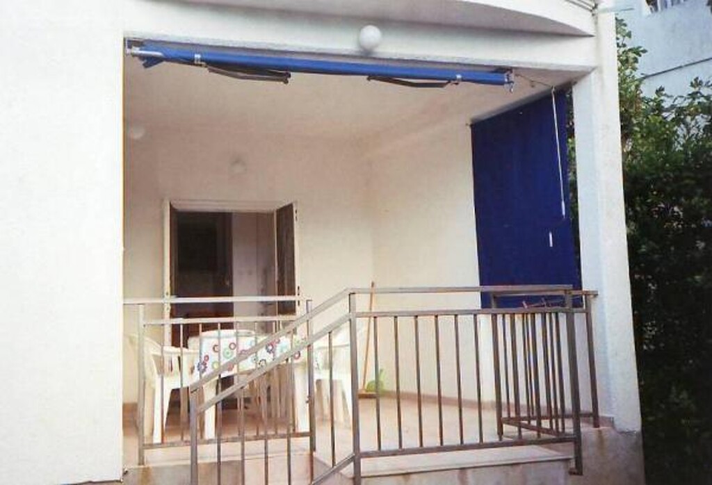 Image 4687220 - 28