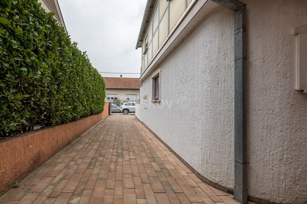 Image 6165600 - 22