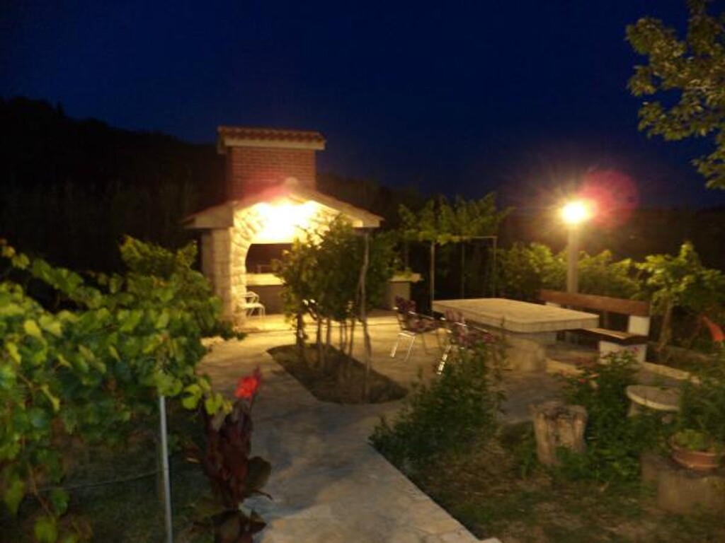 Image 3811012 - 13