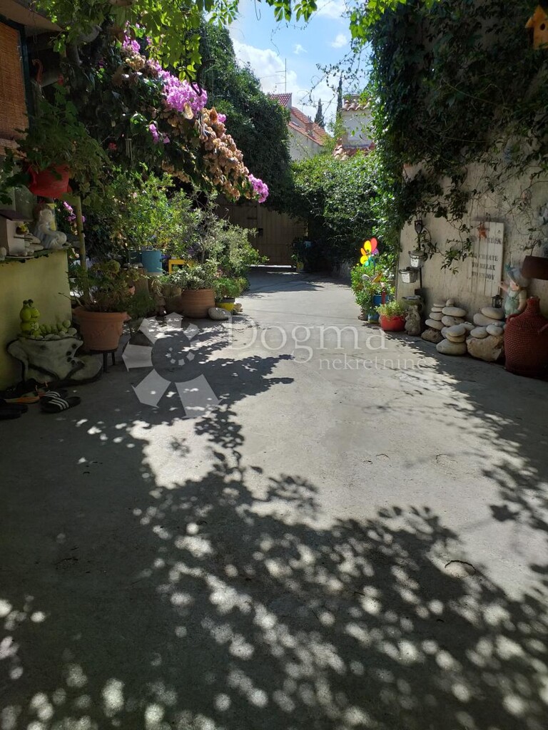 Image 16