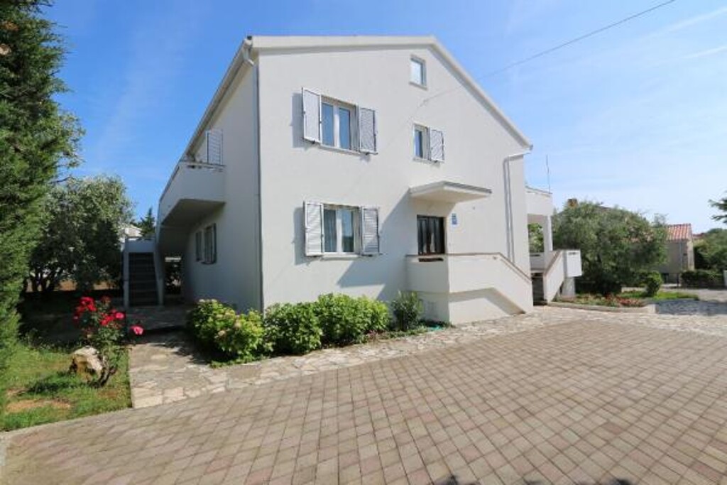 Image 3821803 - 3