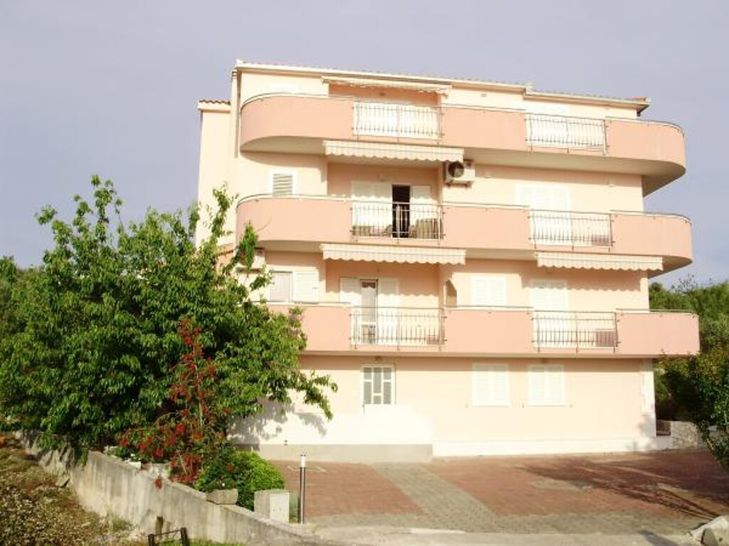 Image 3815107 - 8