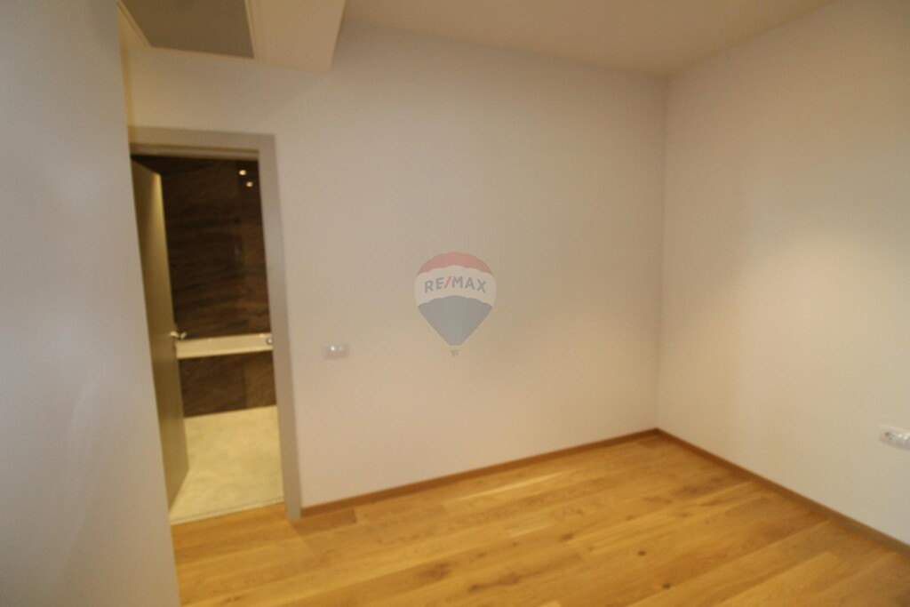 Image 5425628 - 8