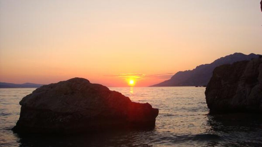 Image 3811426 - 19
